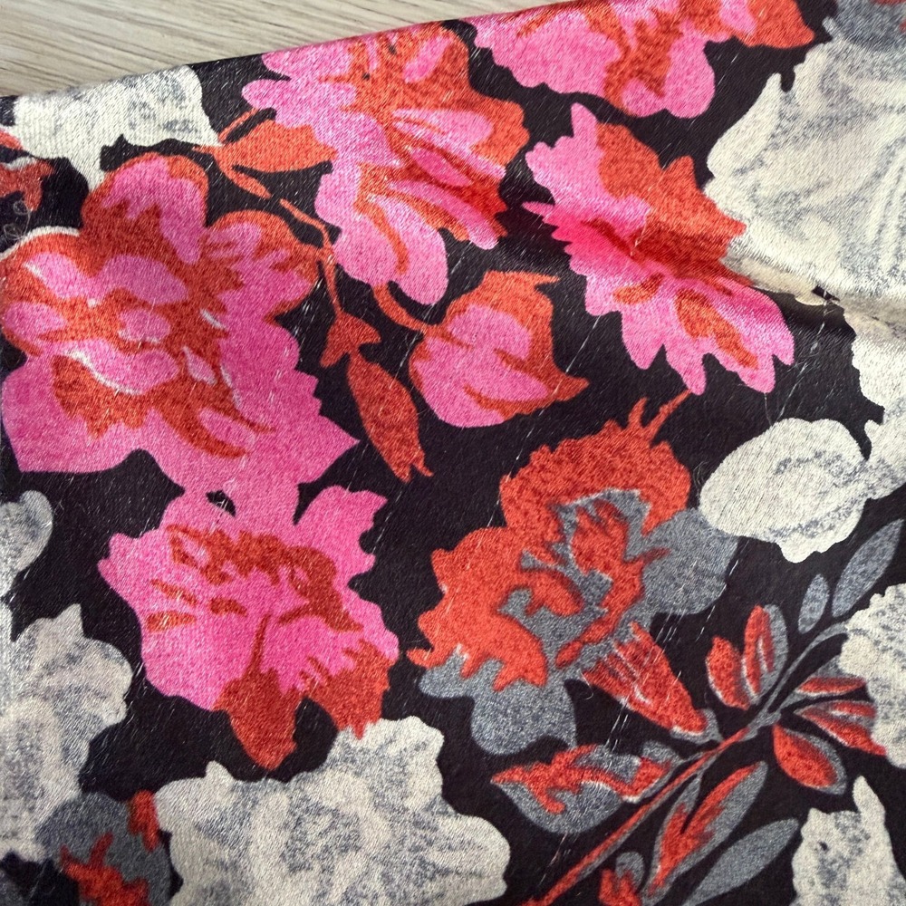 Cinq a‎ Sept $395 Dress Size 6 Floral Mini Satin Cocktail (New with Flaw) - Picture 4 of 7